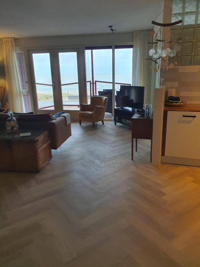 Strandhuis เอ็กมอนด์อานเซ ภายนอก รูปภาพ