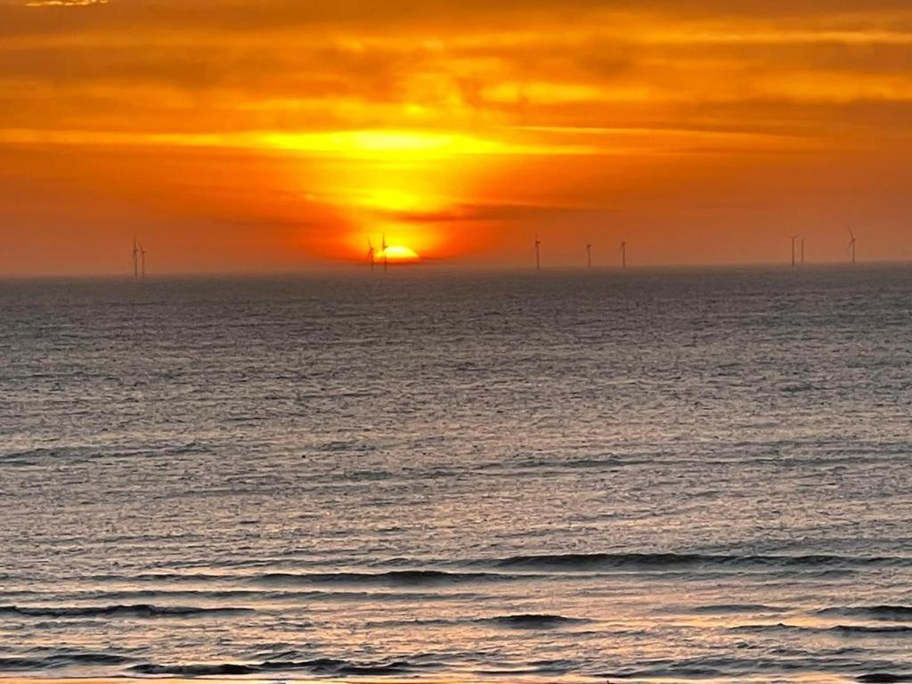 Strandhuis เอ็กมอนด์อานเซ ภายนอก รูปภาพ