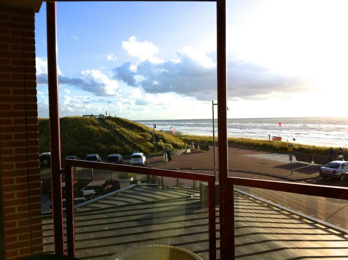 Strandhuis เอ็กมอนด์อานเซ ภายนอก รูปภาพ